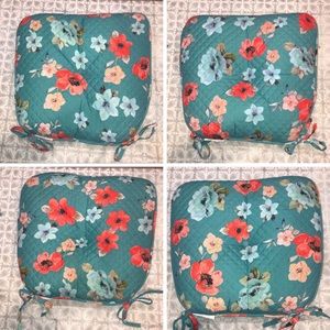(4) NEW The Pioneer Woman Vintage Bloom Reversible Chair Cushions